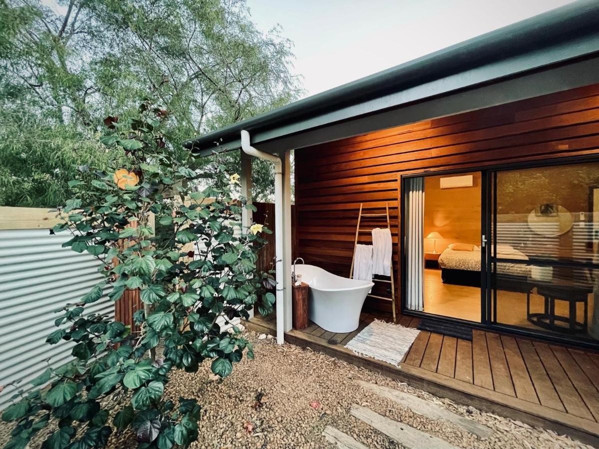Grape Juice Retreat Rustic Romantic Gateway 5Mins To Beaches & Town Margaret River Exteriör bild
