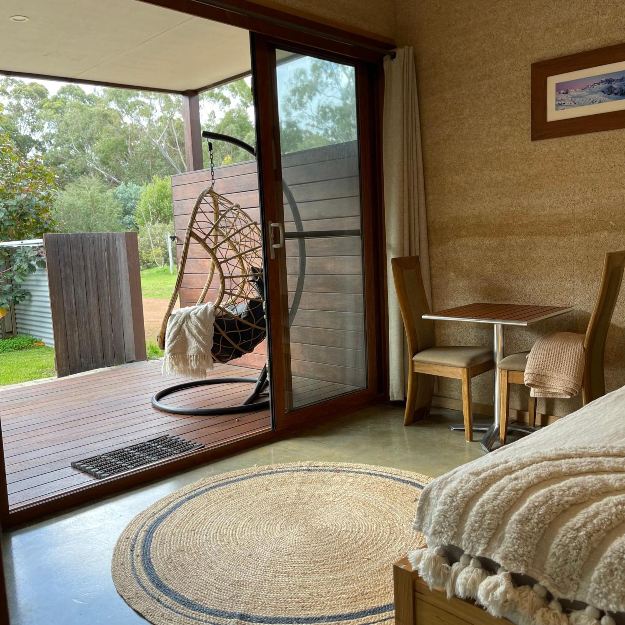 Grape Juice Retreat Rustic Romantic Gateway 5Mins To Beaches & Town Margaret River Exteriör bild
